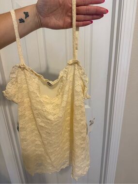 Old Navy Lace-Trim Cami in Ivory